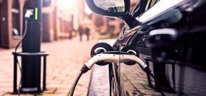 Diferencias entre autos híbridos y eléctricos