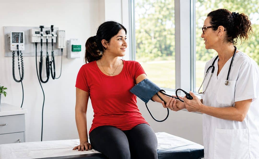¿Reembolso o indemnización? ¿Cuál te conviene según tu seguro médico?